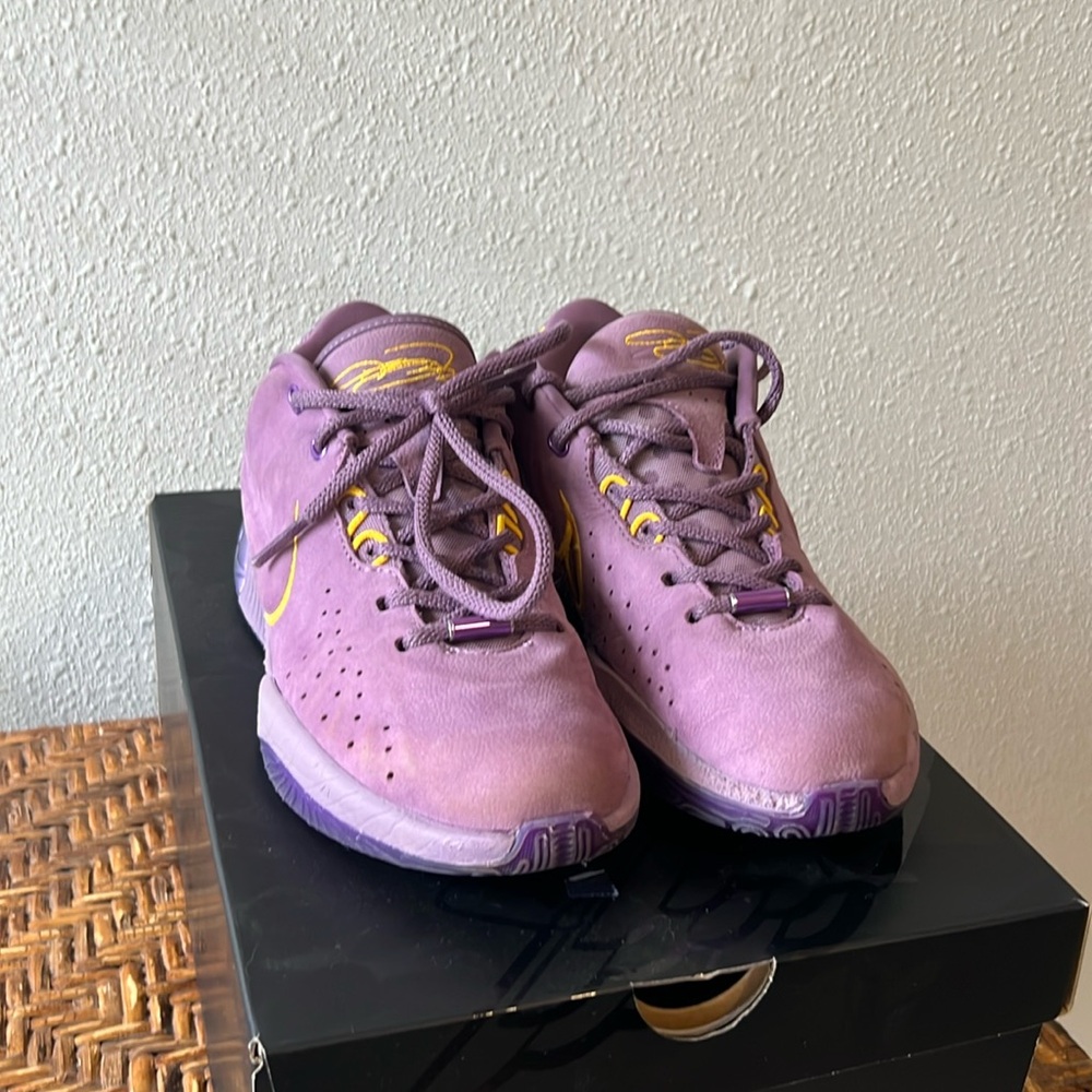 Nike Lebron XXI